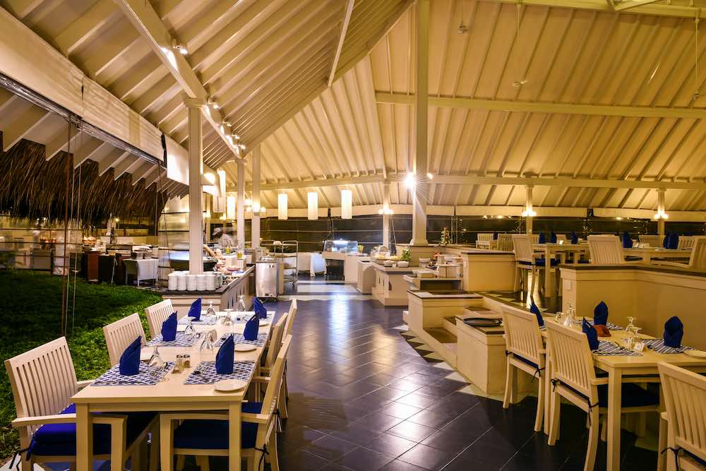 Main Restaurant at Adaaran club Rannalhi thumbnail 2